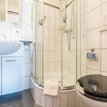 Apartment Schtraffel Appartement-fewo 7-bettwohnung By Interhome